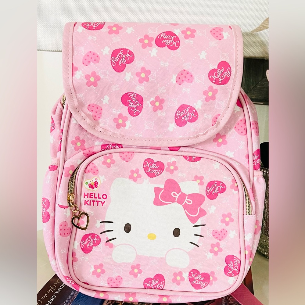 Hello kitty